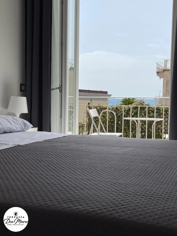 Terrazza Don Mario Bed&Breakfast Поццуолі Екстер'єр фото