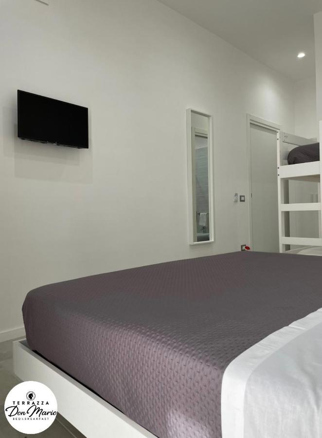 Terrazza Don Mario Bed&Breakfast Поццуолі Екстер'єр фото