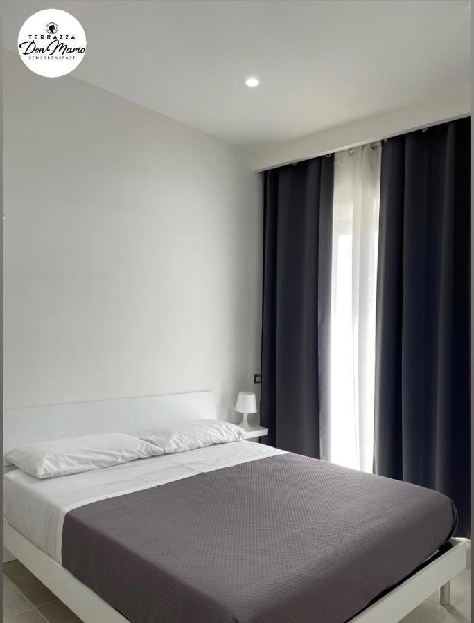 Terrazza Don Mario Bed&Breakfast Поццуолі Екстер'єр фото
