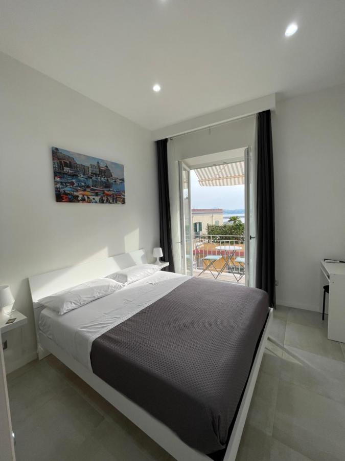 Terrazza Don Mario Bed&Breakfast Поццуолі Екстер'єр фото