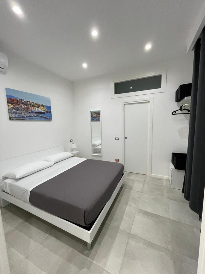 Terrazza Don Mario Bed&Breakfast Поццуолі Екстер'єр фото